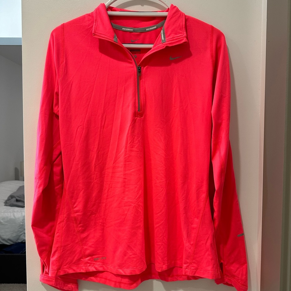 Nike Pink Run Dry Fit